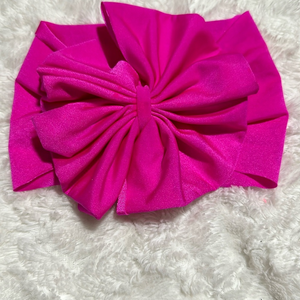 Pink bow